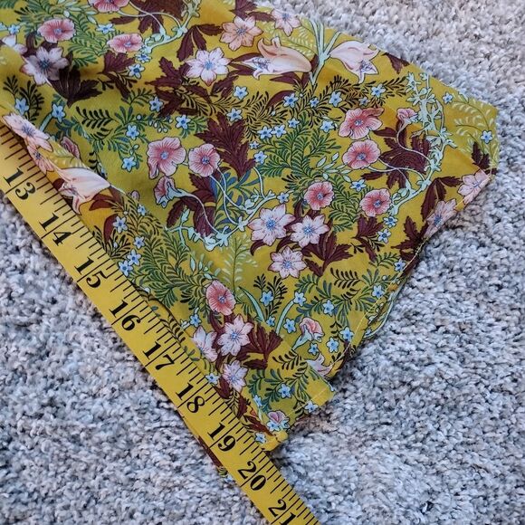 Essue Women's Yellow Cottagecore Floral V Neck Belll Sleeve Dress Sz Small - Picture 5 of 9
